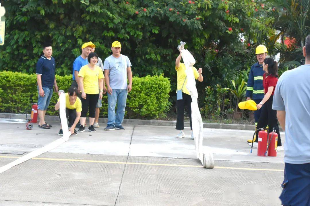 ‘太阳成集团tyc7111cc’
简讯 ▏新会古典家具城组织商户代表和员工开展消防灭火演练 (图7)