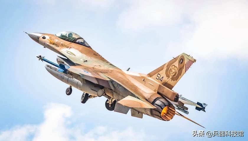 太阳成集团tyc7111cc：
战斗在夜间再次打响 以色列突然发动空袭 巴勒斯坦加沙地带爆炸连连(图5)