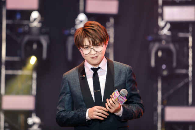 太阳成集团tyc7111cc:环球时报:美国福克斯新闻台有个流氓主持人(图2) 太阳成集团tyc7111cc