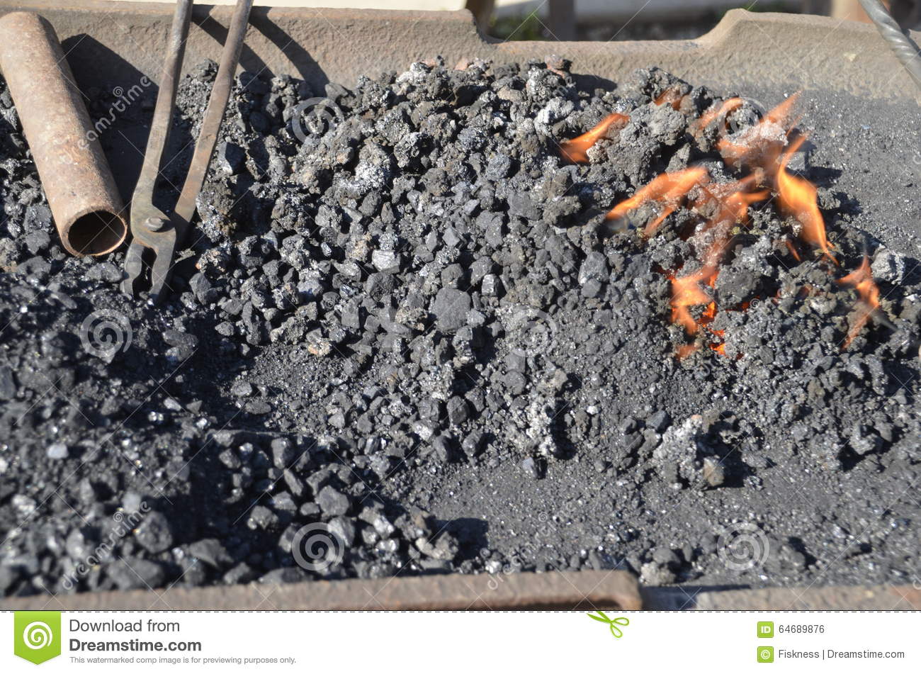 国防科大打造最薄石墨烯灯泡或用于手机屏幕和芯片_太阳成集团tyc7111cc(图2) 太阳成集团tyc7111cc